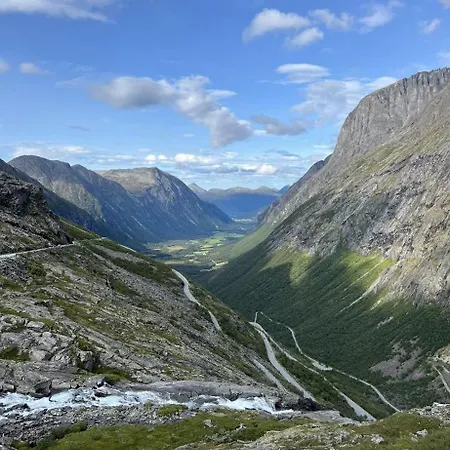 Utsikten Venjetind Gjestgiverier *