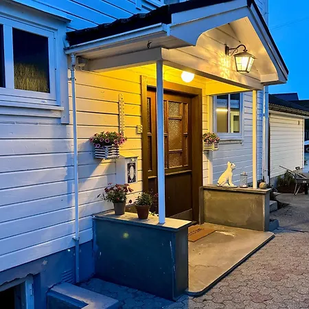 Gjestgiverier Utsikten Venjetind Åndalsnes