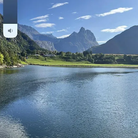 Utsikten Venjetind * Åndalsnes